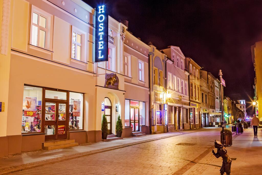 Lew Hostel Inowrocław Eksteriør bilde