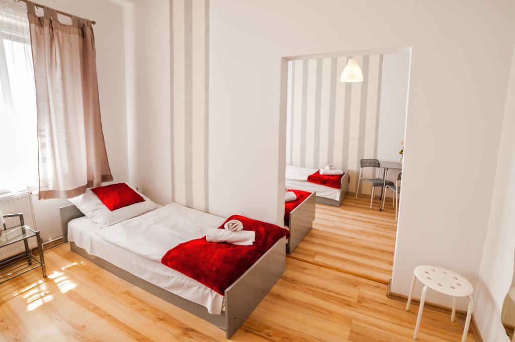 Lew Hostel Inowrocław Eksteriør bilde