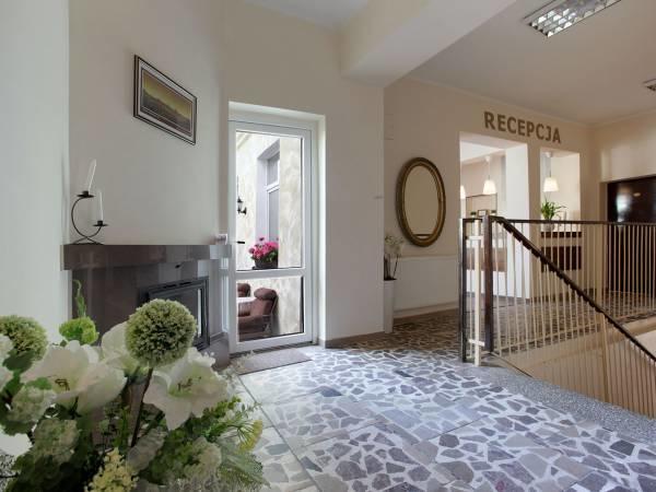 Lew Hostel Inowrocław Eksteriør bilde