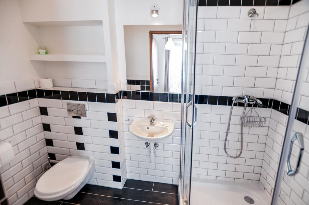 Lew Hostel Inowrocław Eksteriør bilde